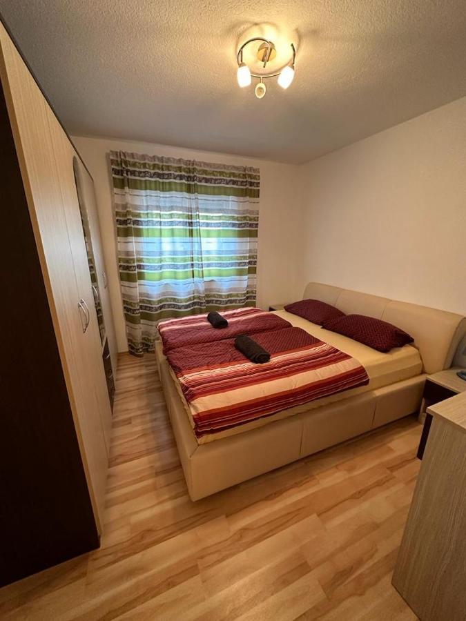 Appartement Apartman Jaca à Livno Extérieur photo