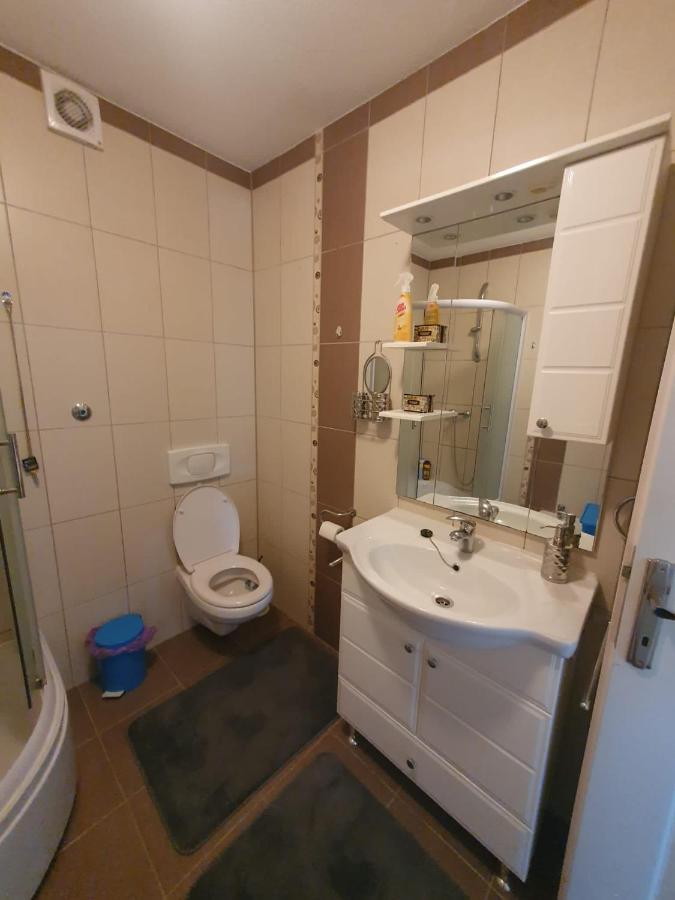 Appartement Apartman Jaca à Livno Extérieur photo