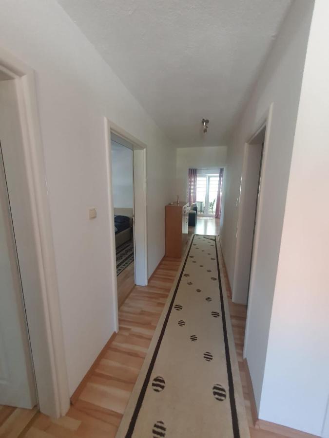 Appartement Apartman Jaca à Livno Extérieur photo